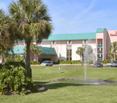Ramada Maingate West
