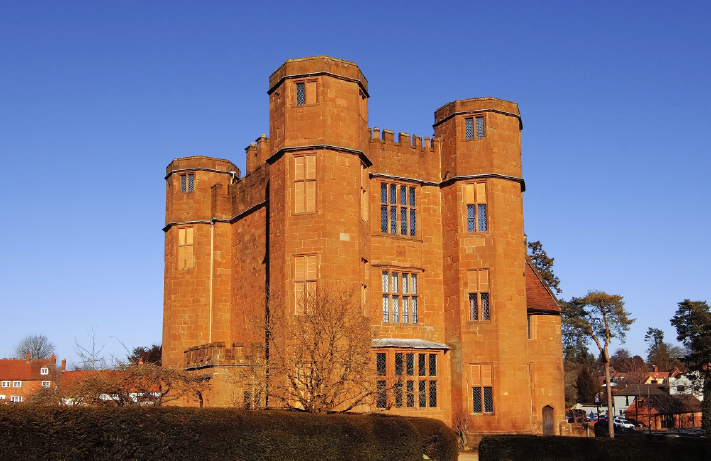 School History Trip to Kenilworth Castle and Stratford-Upon-Avon